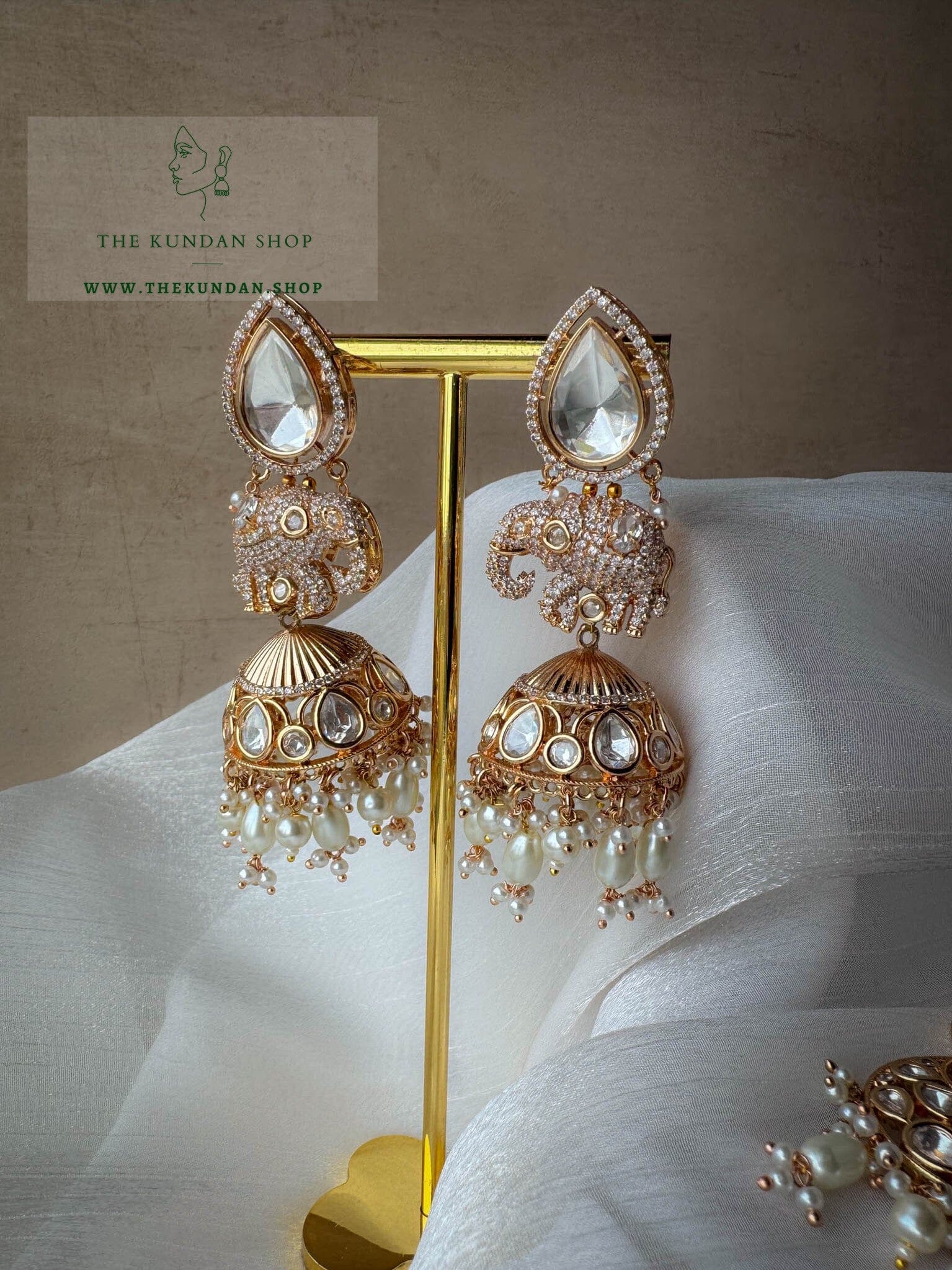 Shown Up in Kundan Earrings + Tikka THE KUNDAN SHOP 