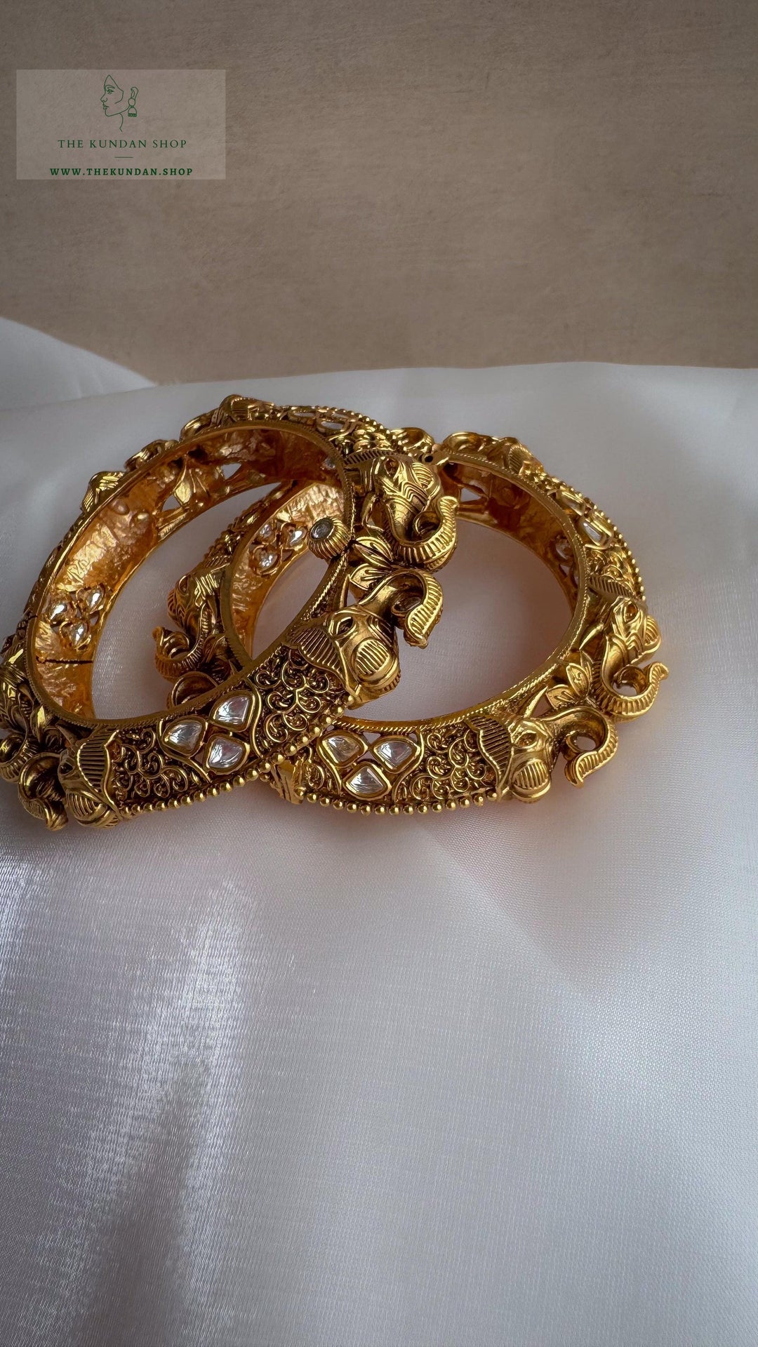 Regal Pairs // Kangan Bangles THE KUNDAN SHOP 