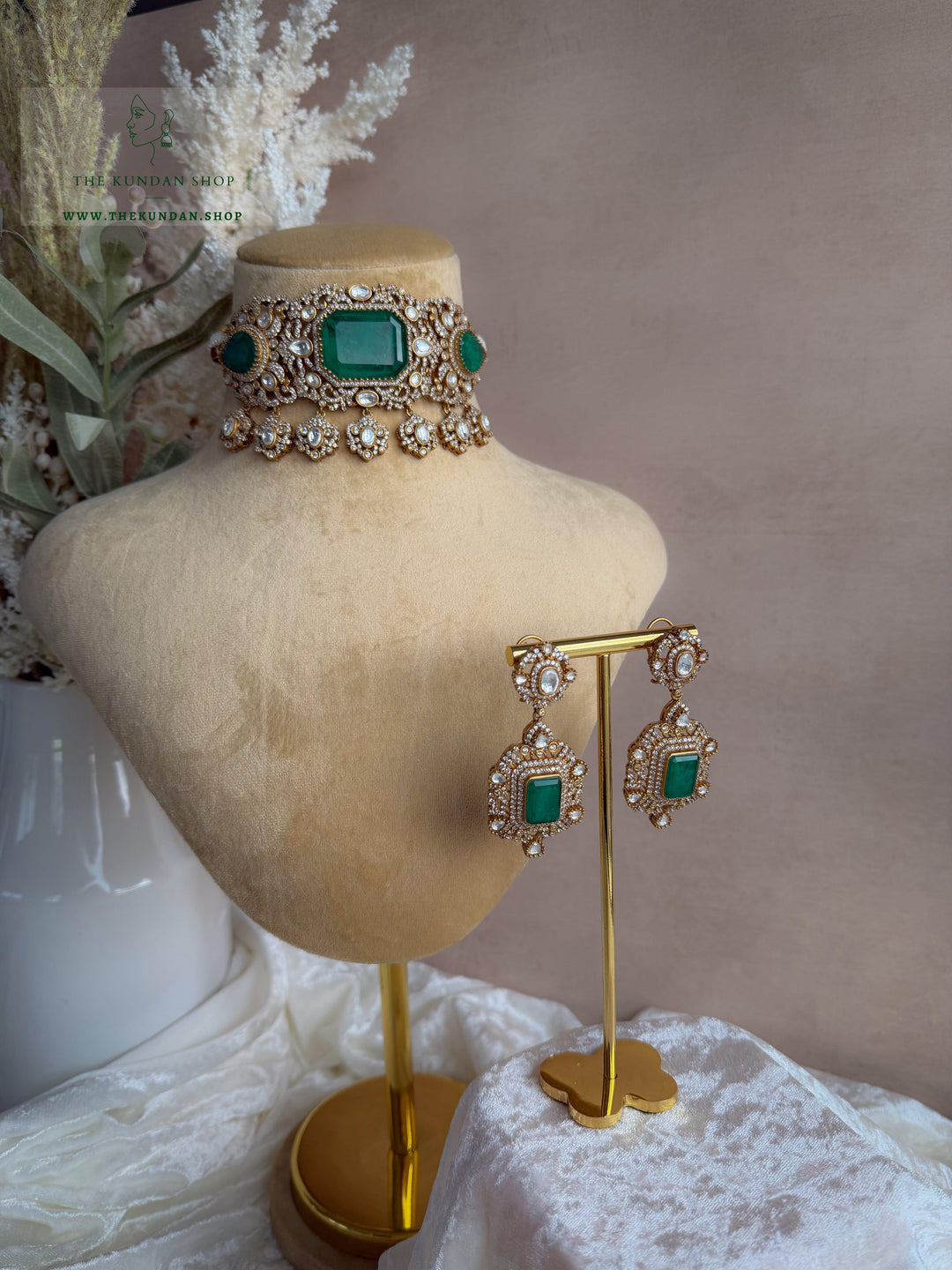 Emerald Myth 2.0 Necklace Sets THE KUNDAN SHOP 