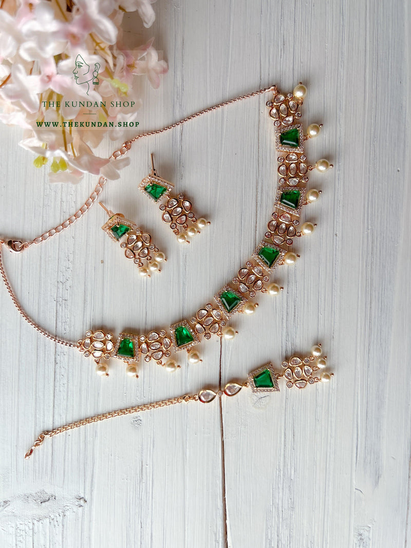 Straight Forward in Green Necklace Sets THE KUNDAN SHOP 