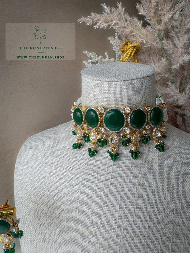 Starry Night in Emerald Necklace Sets THE KUNDAN SHOP 