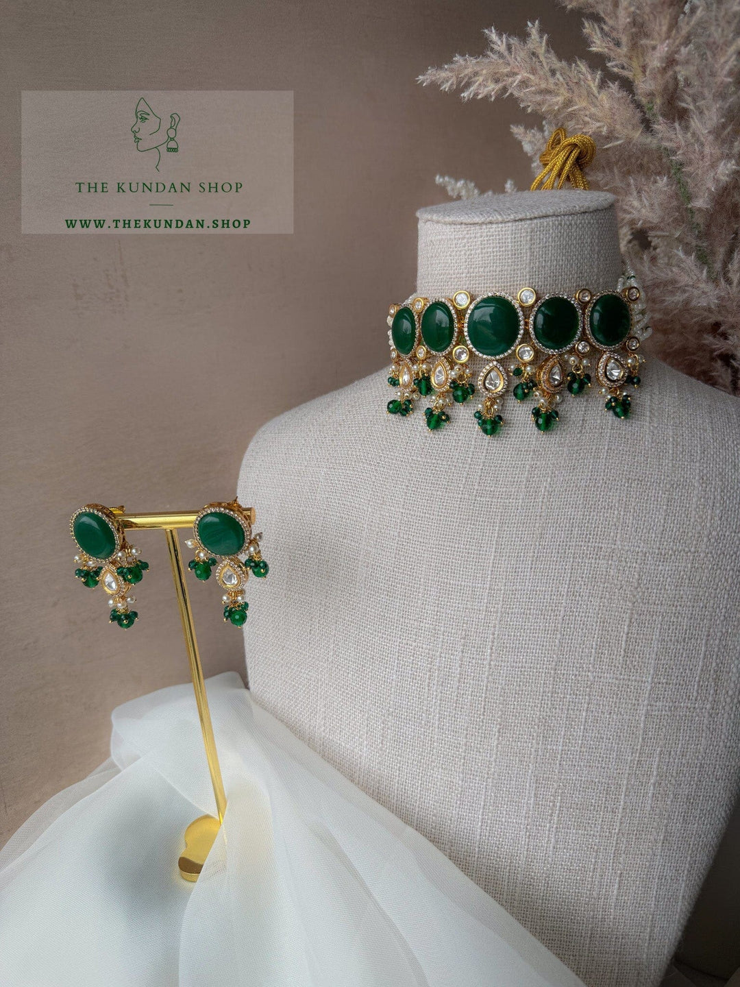 Starry Night in Emerald Necklace Sets THE KUNDAN SHOP 