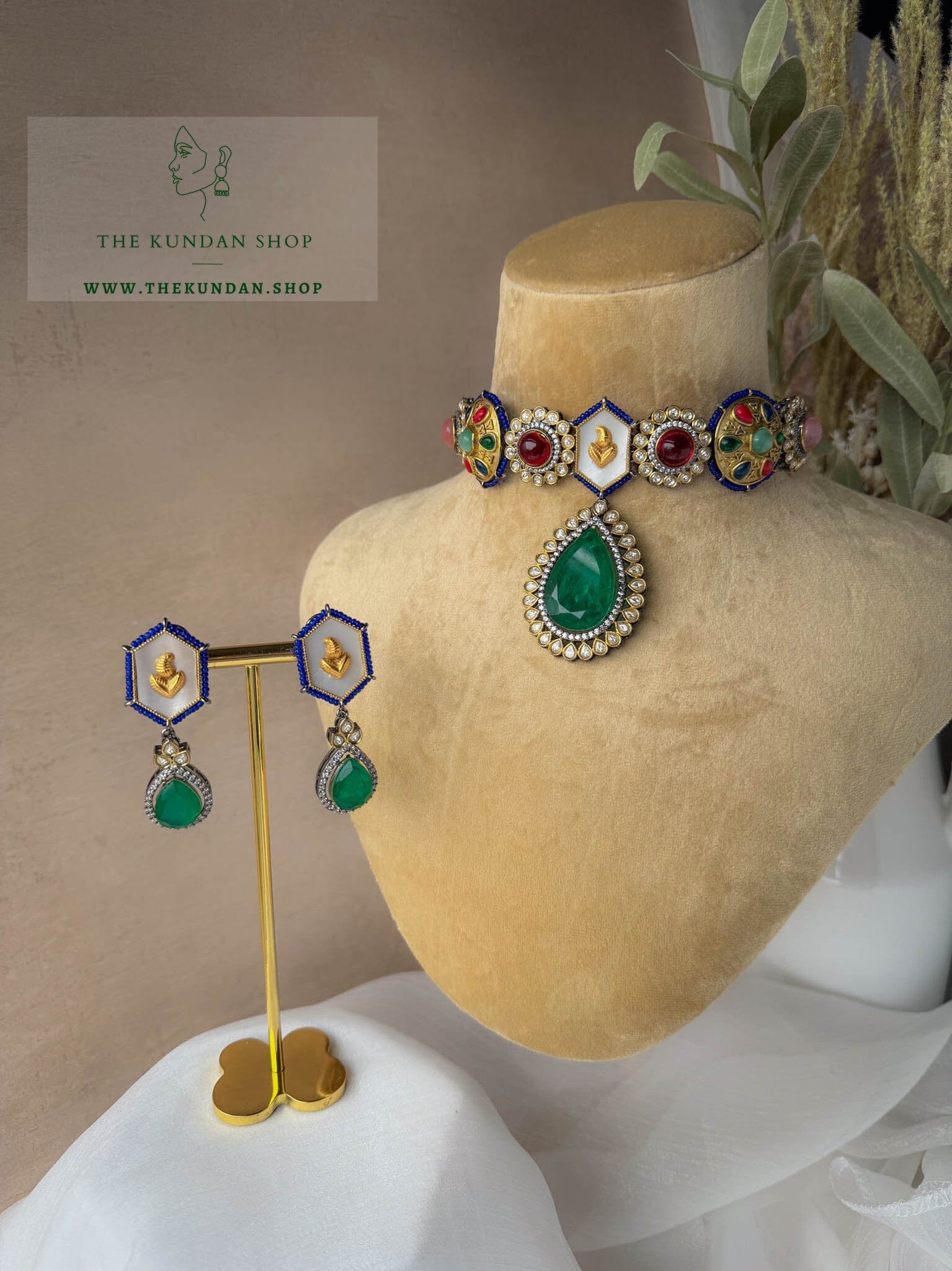 Landed in Emerald Necklace Sets THE KUNDAN SHOP 
