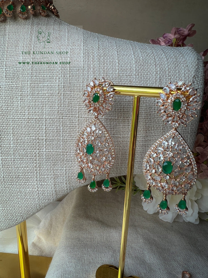 Prized Possession in Emerald Necklace Sets THE KUNDAN SHOP 