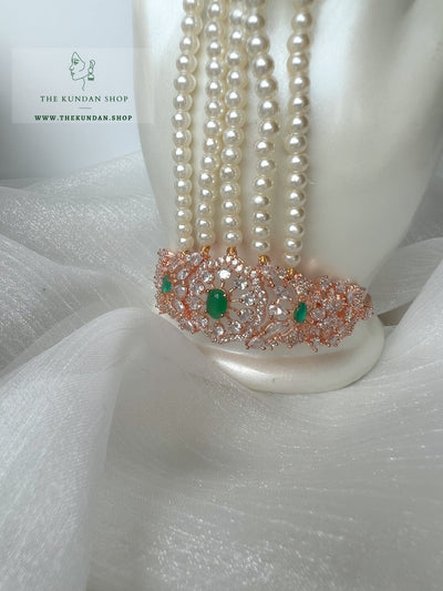 Beauties Hand Piece in Rose Gold & Emerald Ring THE KUNDAN SHOP 