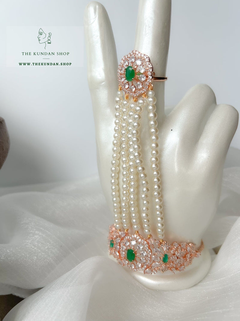 Beauties Hand Piece in Rose Gold & Emerald Ring THE KUNDAN SHOP 
