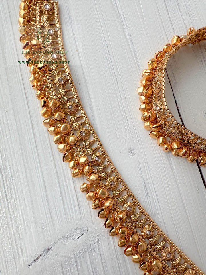 Floral Stone & Ghungroo // Anklets Anklets THE KUNDAN SHOP 