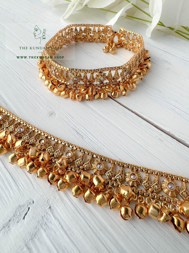 Floral Stone & Ghungroo // Anklets Anklets THE KUNDAN SHOP 