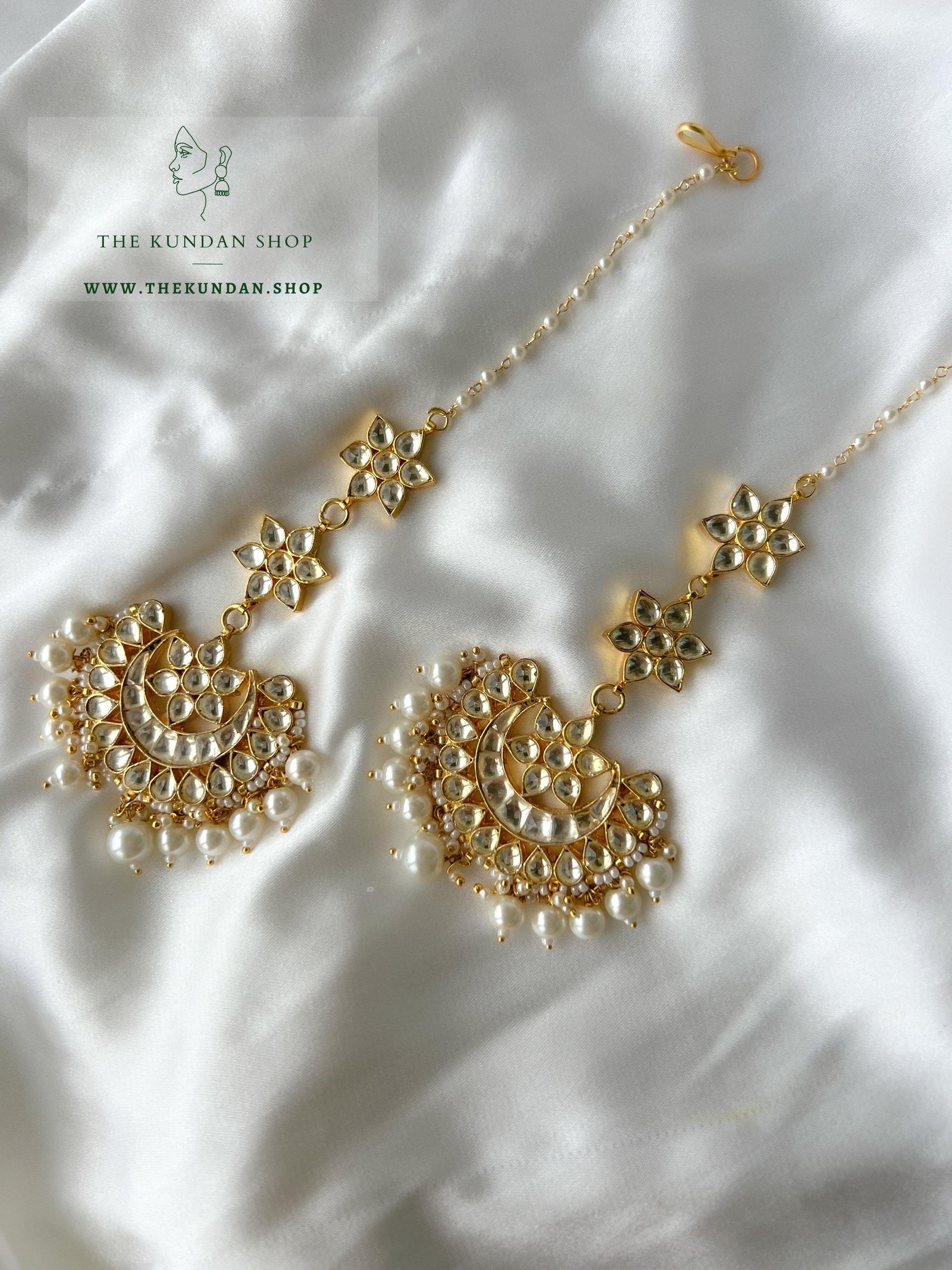 Petal Chains in Kundan Tikka Maangtikka THE KUNDAN SHOP 