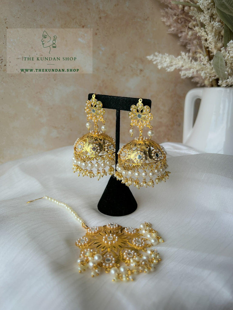 Great Strides in Jadau Earrings + Tikka THE KUNDAN SHOP 