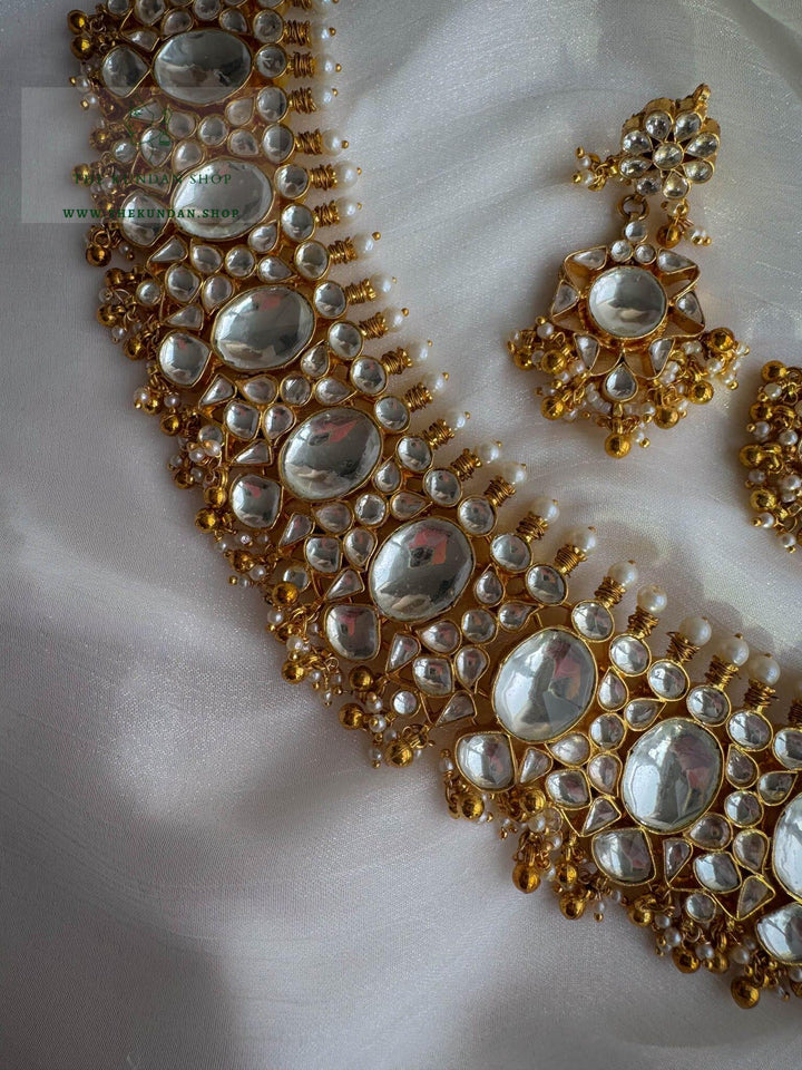 Relevant in Gold Necklace Sets THE KUNDAN SHOP 