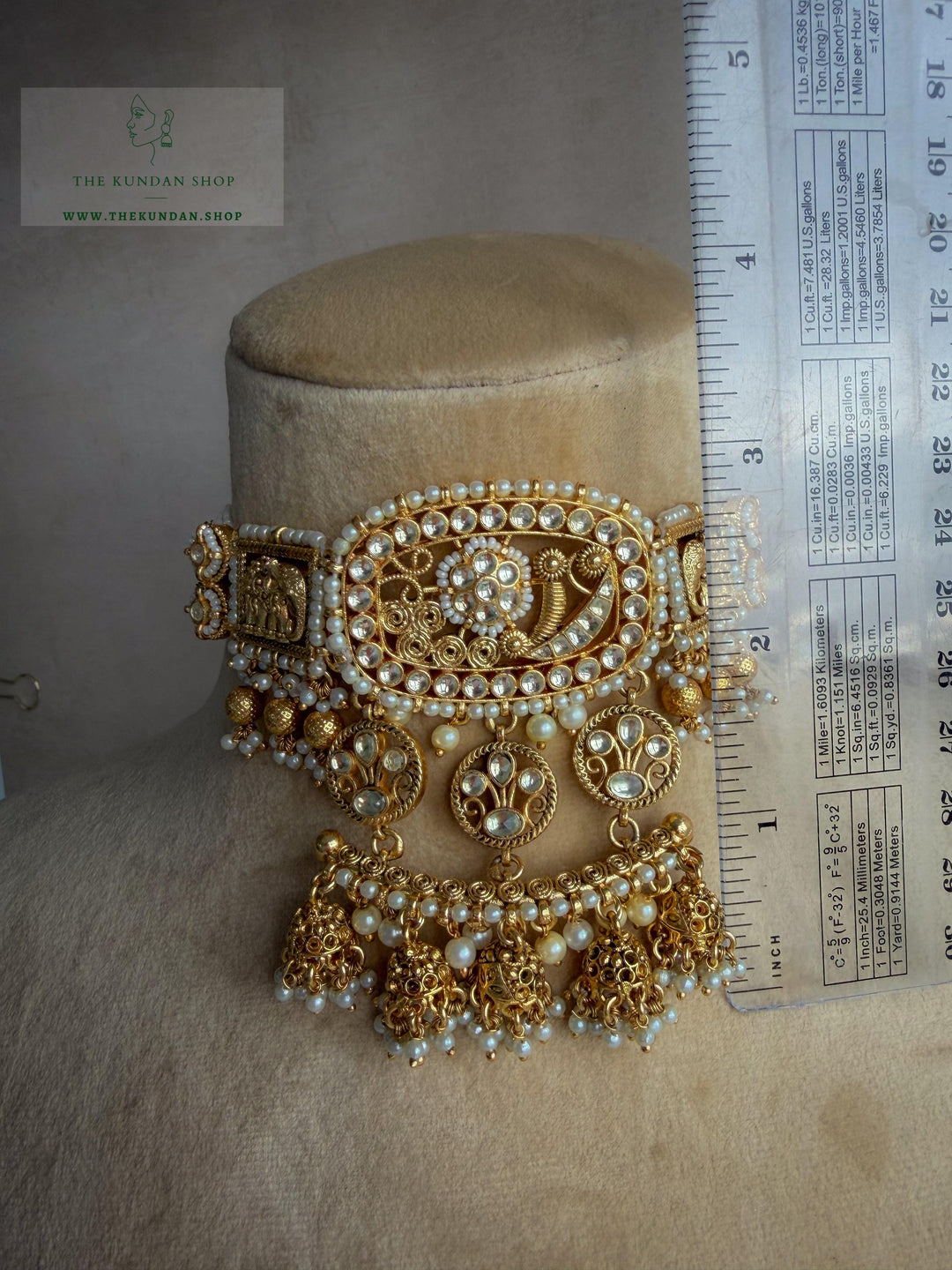 Dreamy in Golden Necklace Sets THE KUNDAN SHOP 