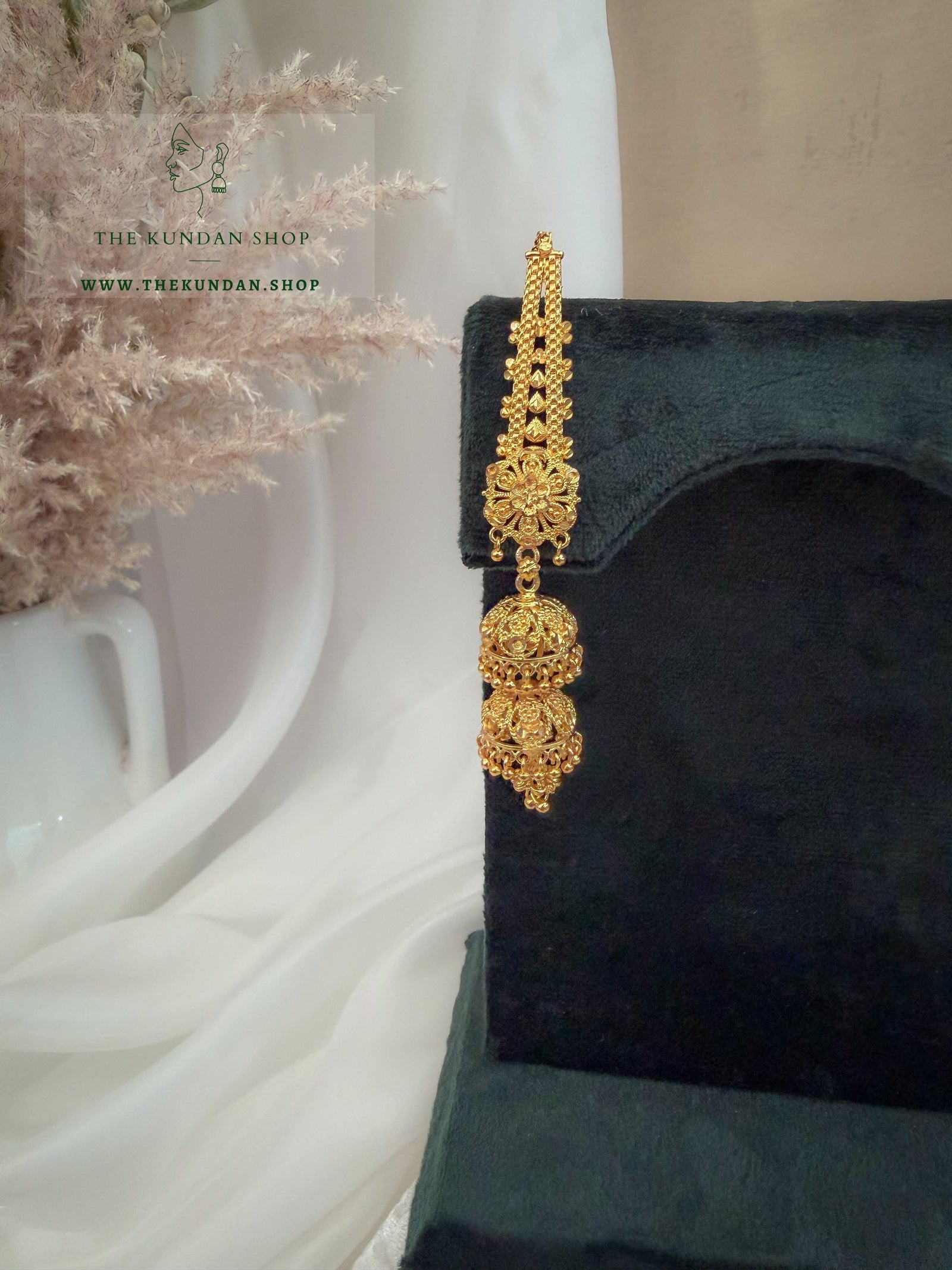 Say Less // Jhumki & Saharay Earrings THE KUNDAN SHOP 