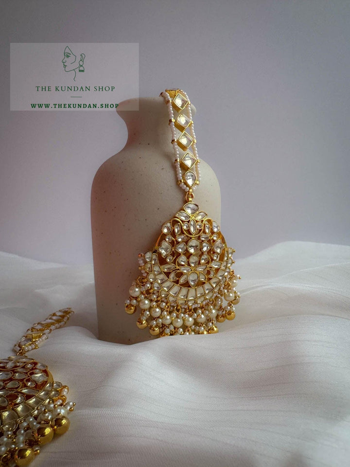 Golden Touch Tikka Maangtikka THE KUNDAN SHOP 