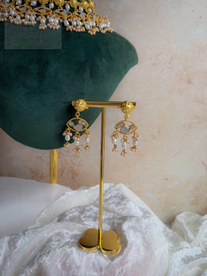 Golden Oasis in Mother of Pearl Necklace Sets THE KUNDAN SHOP 