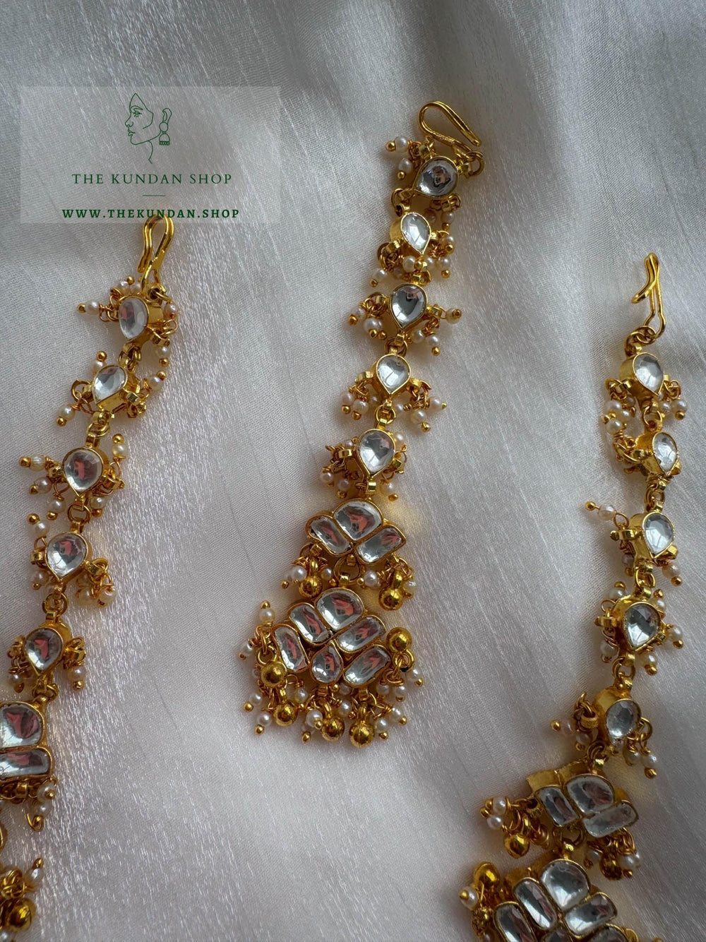 Subtle Detail // Kundan Tikka Maangtikka THE KUNDAN SHOP 