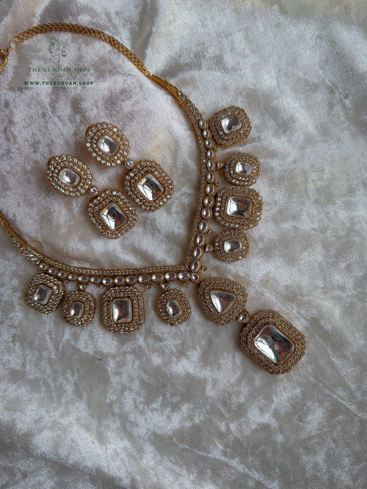 Tender in Golden Necklace Sets THE KUNDAN SHOP 