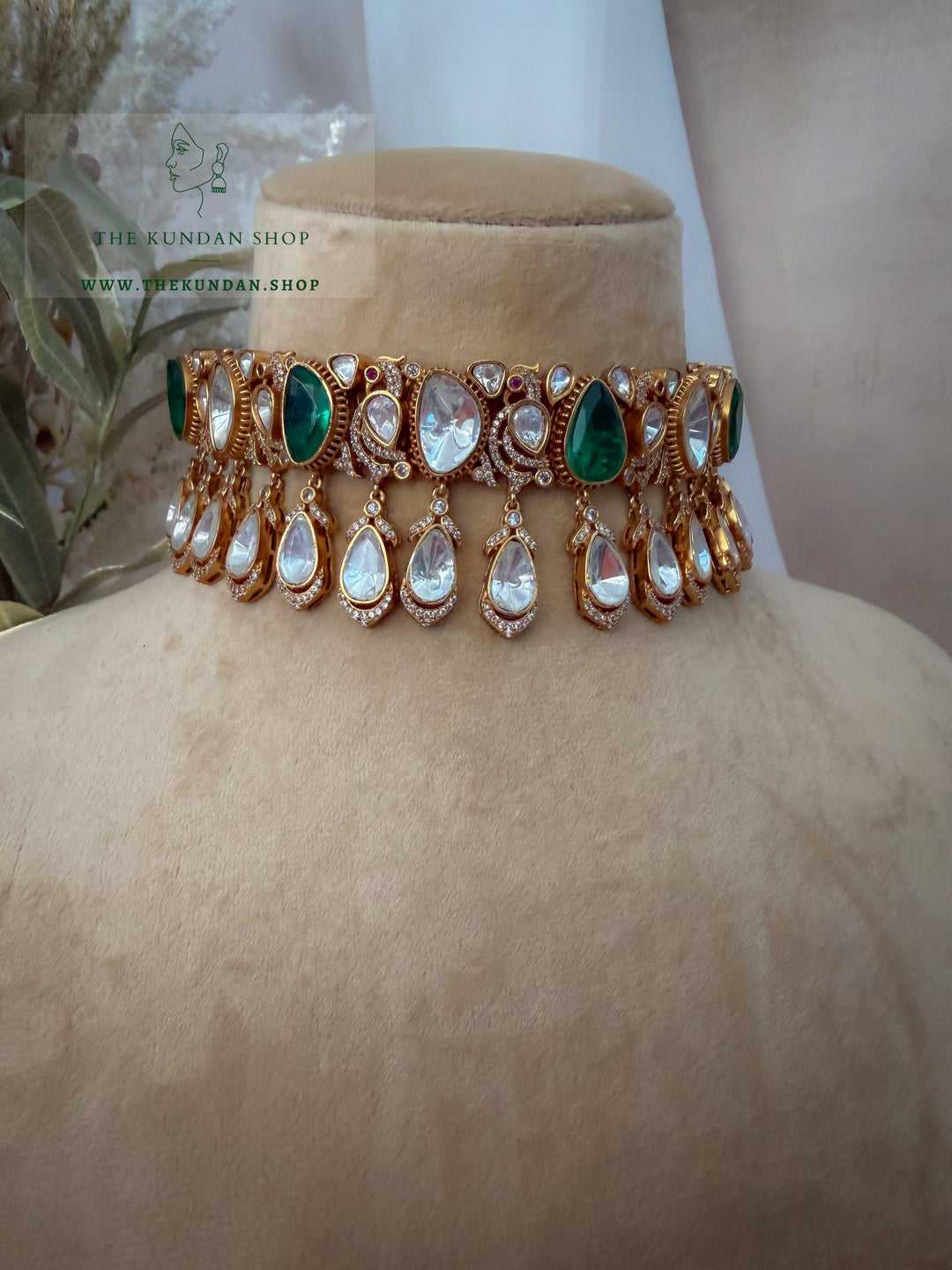 Hidden Moorni in Green Necklace Sets THE KUNDAN SHOP 