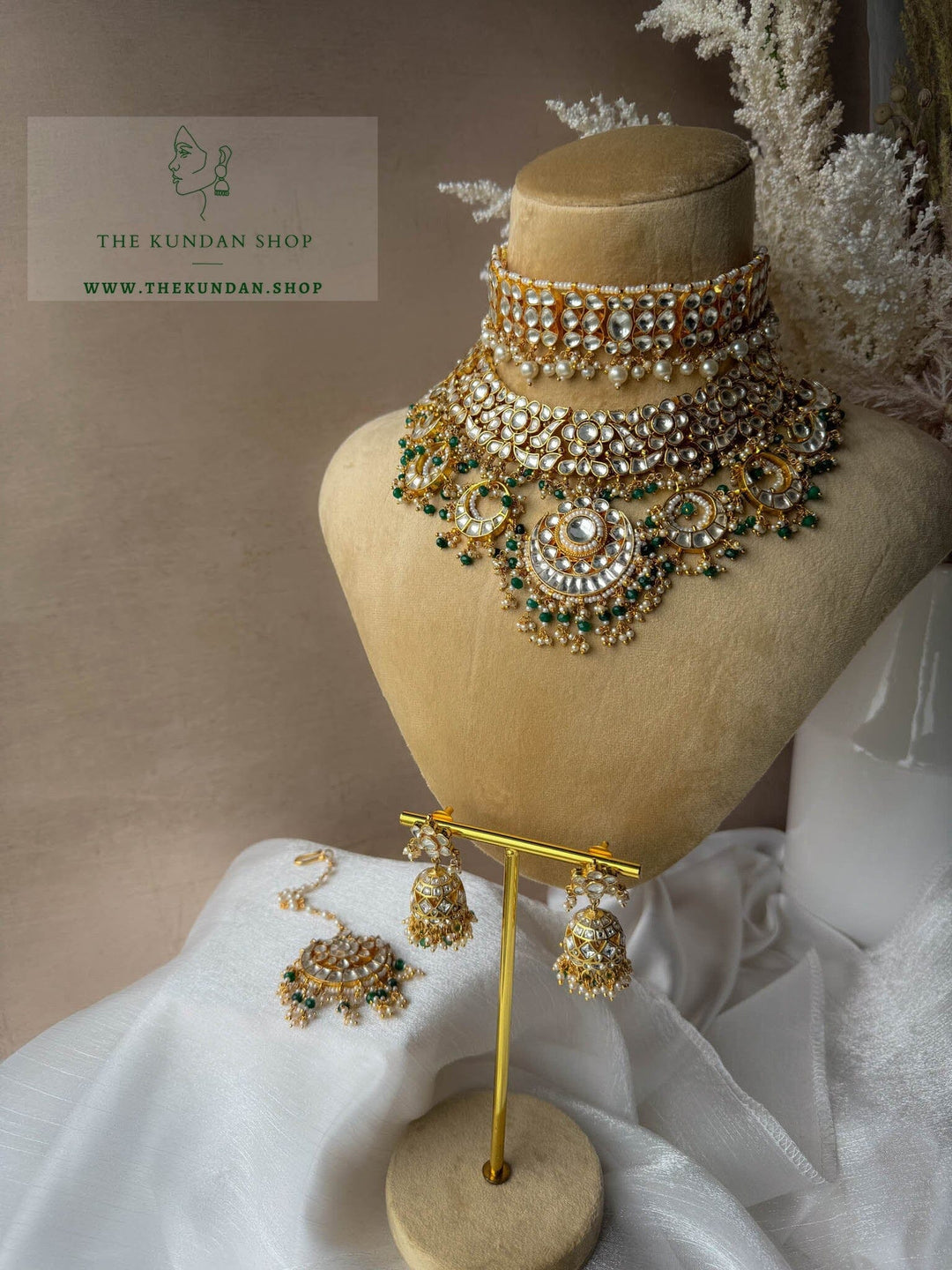 Affection in Green Kundan Necklace Sets THE KUNDAN SHOP 