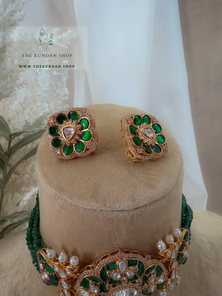 Well Kept in Green Necklace Sets THE KUNDAN SHOP 