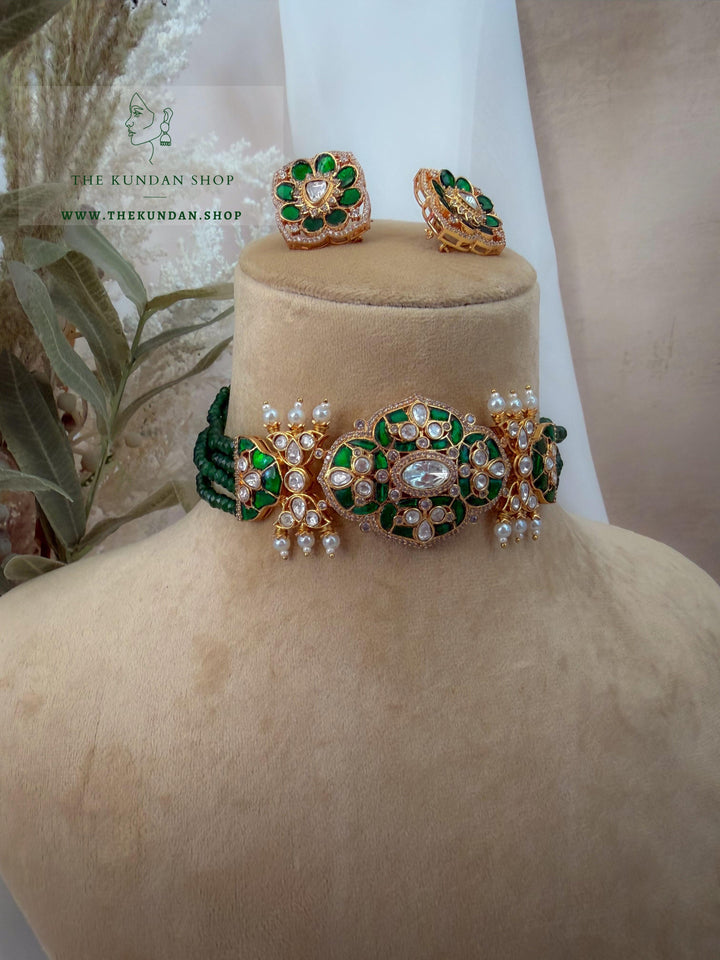 Well Kept in Green Necklace Sets THE KUNDAN SHOP 