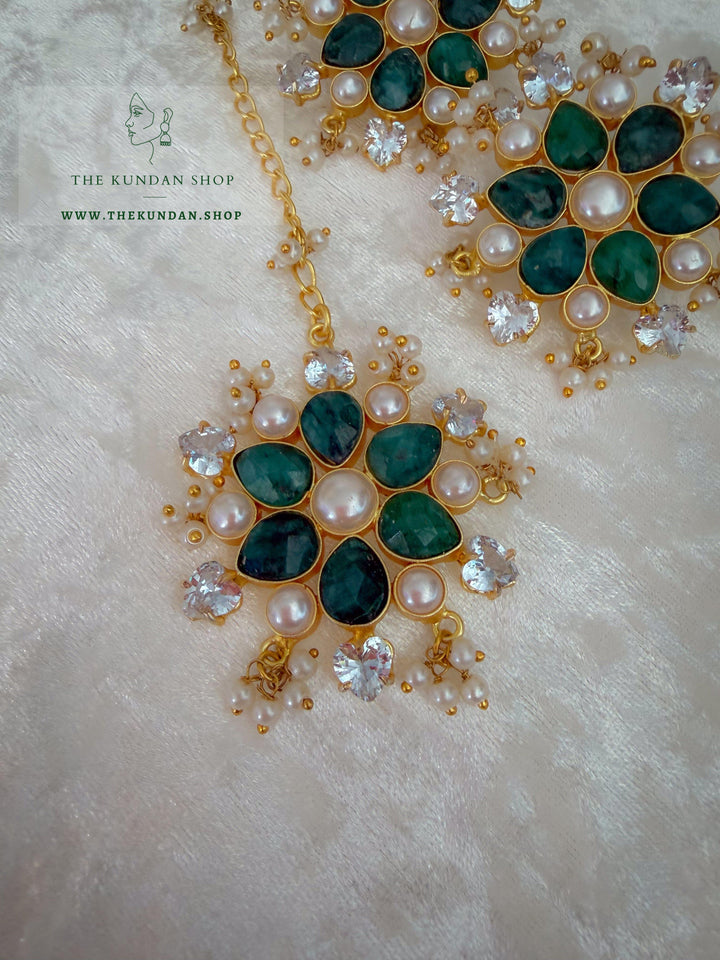 Petal Garden // Green Earrings + Tikka THE KUNDAN SHOP 