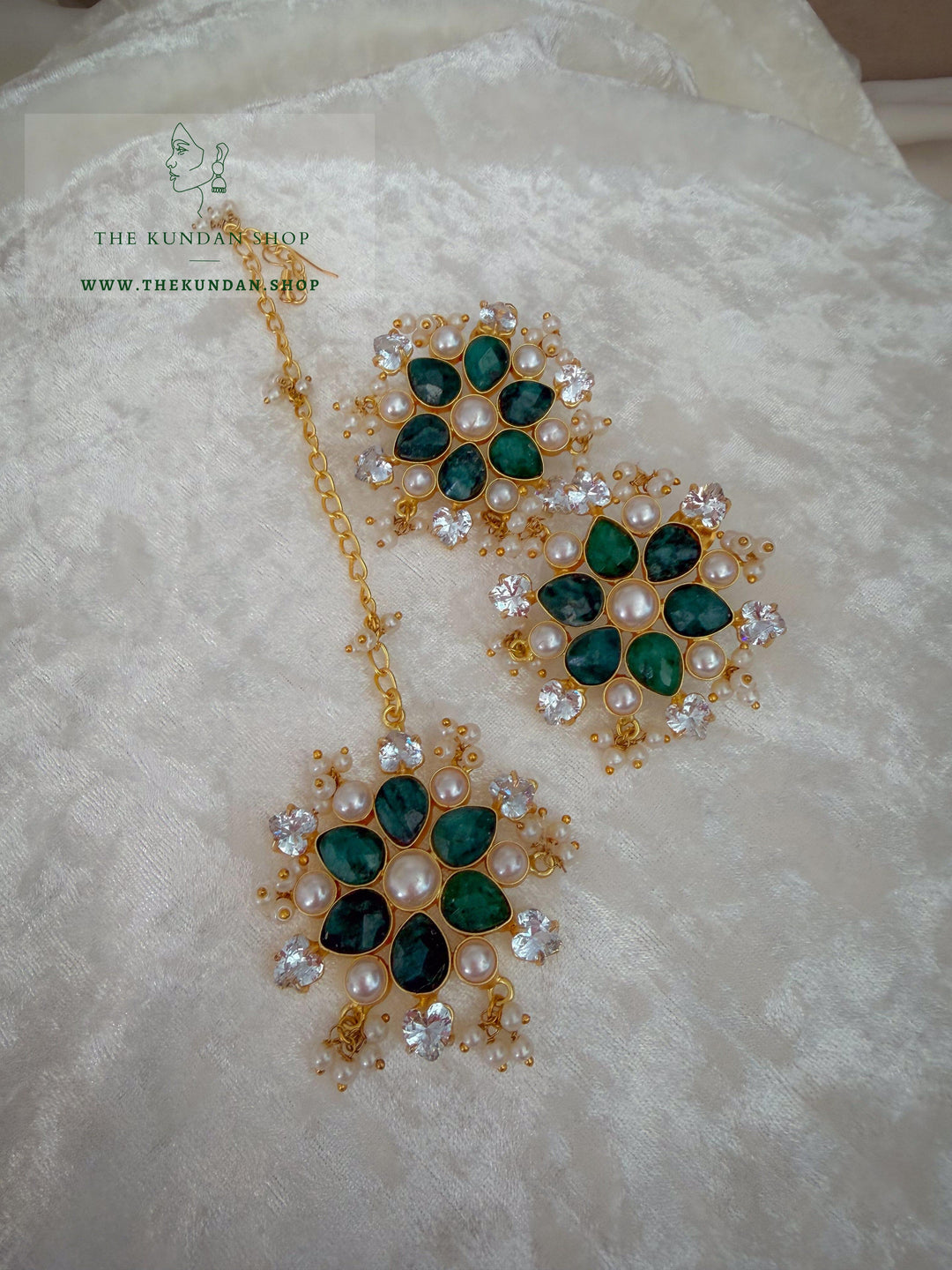 Petal Garden // Green Earrings + Tikka THE KUNDAN SHOP 