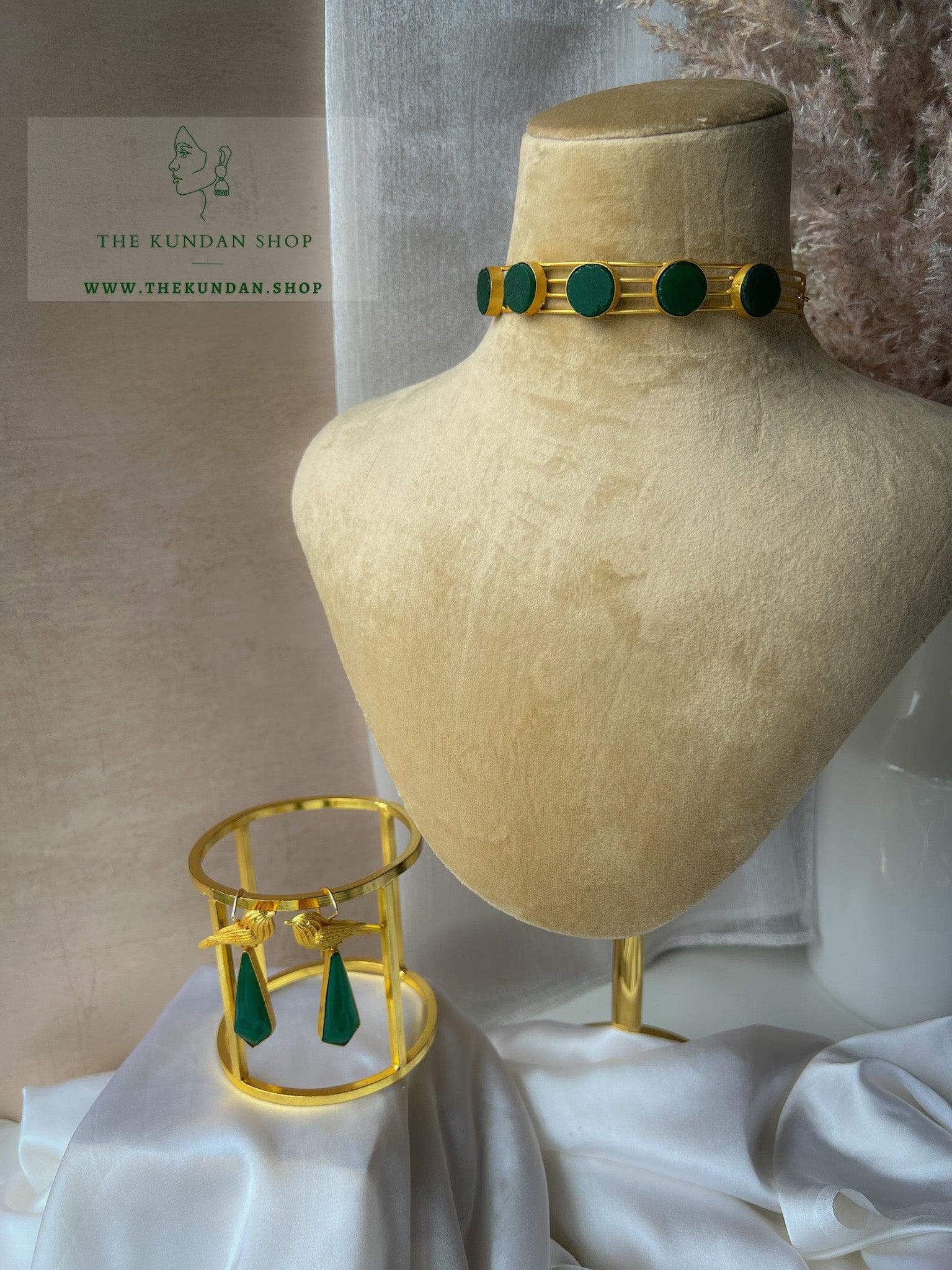 Patient Birds in Emerald Necklace Sets THE KUNDAN SHOP 
