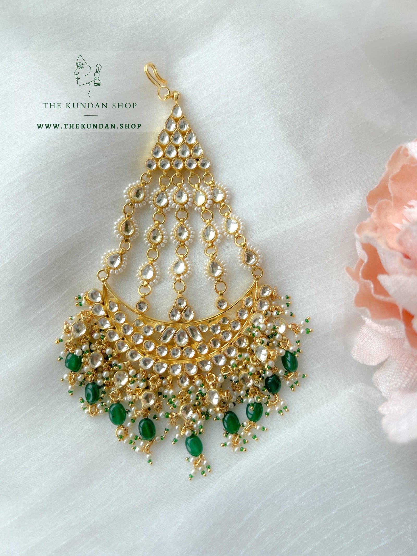 Familiarity in Kundan Passa in Green Passa THE KUNDAN SHOP 