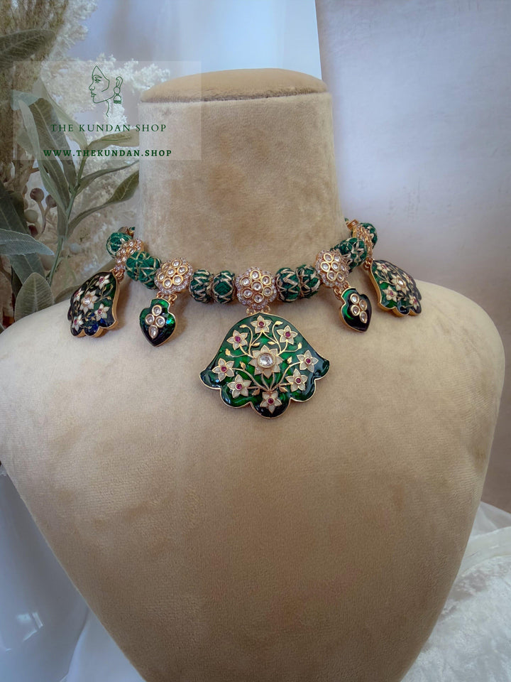 Floral Blends // Green Meenakari Necklace Sets THE KUNDAN SHOP 