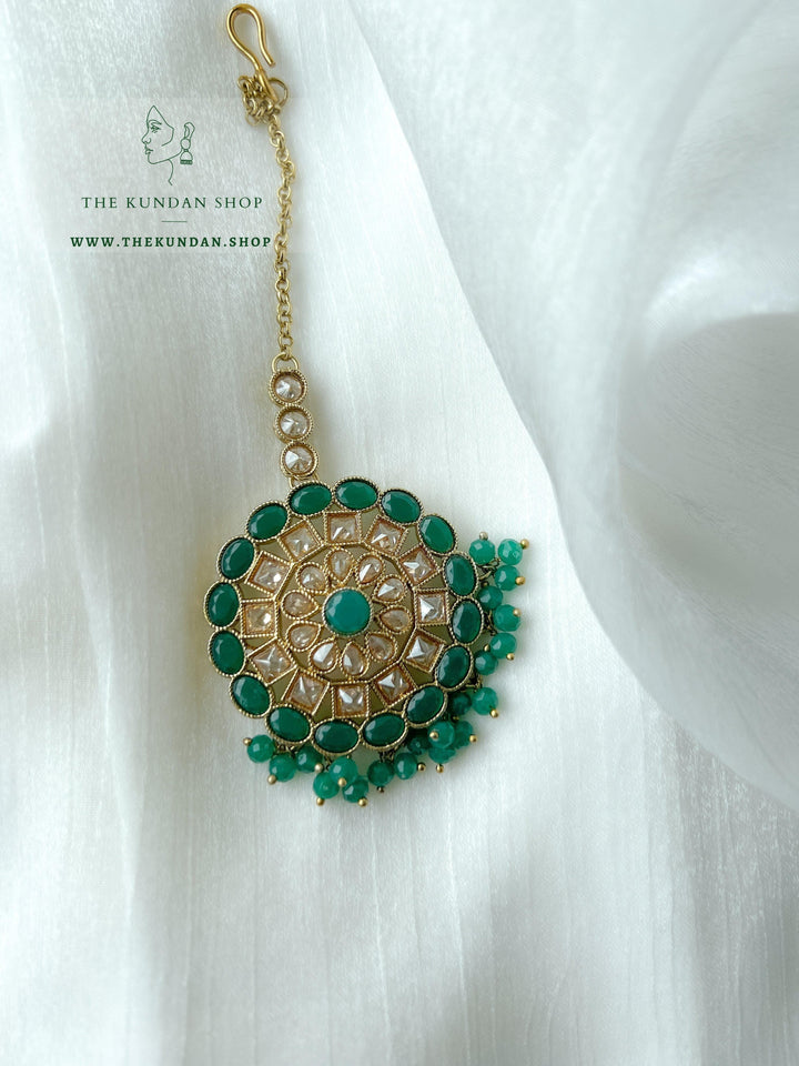 Willing in Green Earrings + Tikka THE KUNDAN SHOP 