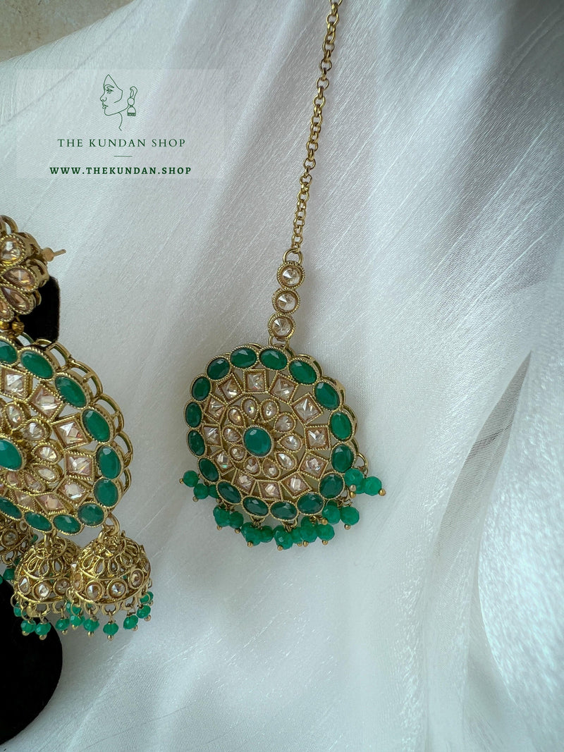 Willing in Green Earrings + Tikka THE KUNDAN SHOP 