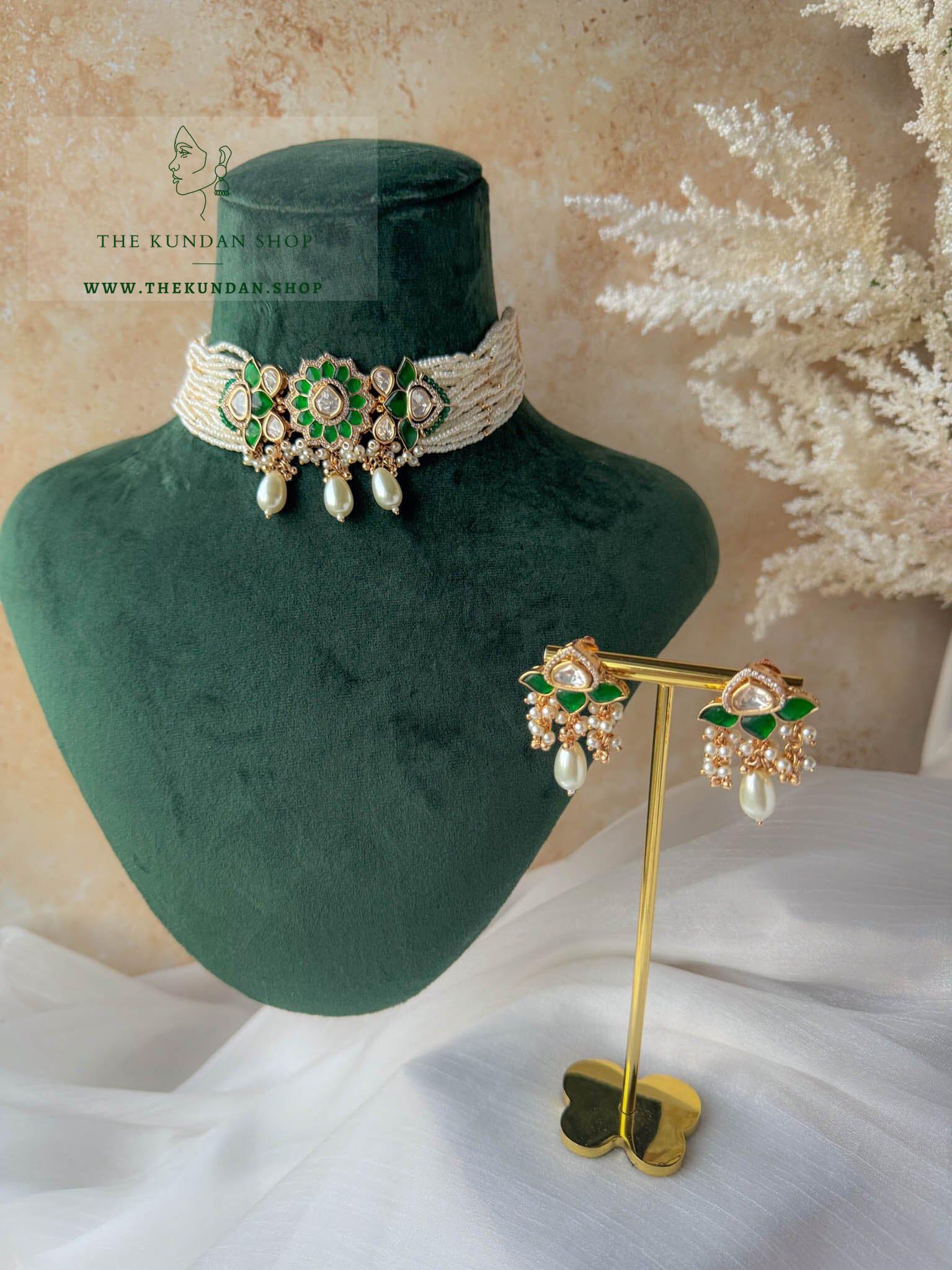 Pushed Away in Green Necklace Sets THE KUNDAN SHOP 