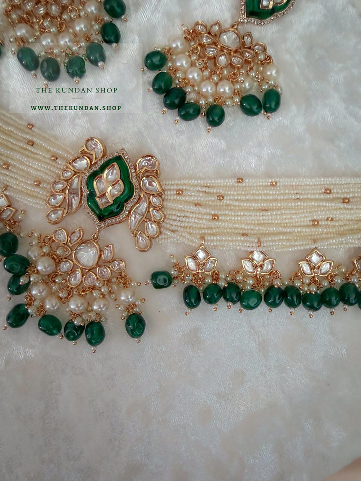 Pearl Wings // Green Kundan Necklace Sets THE KUNDAN SHOP 