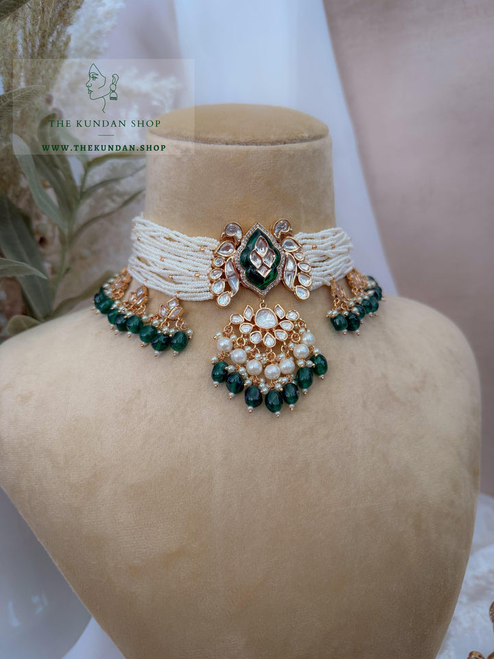 Pearl Wings // Green Kundan Necklace Sets THE KUNDAN SHOP 