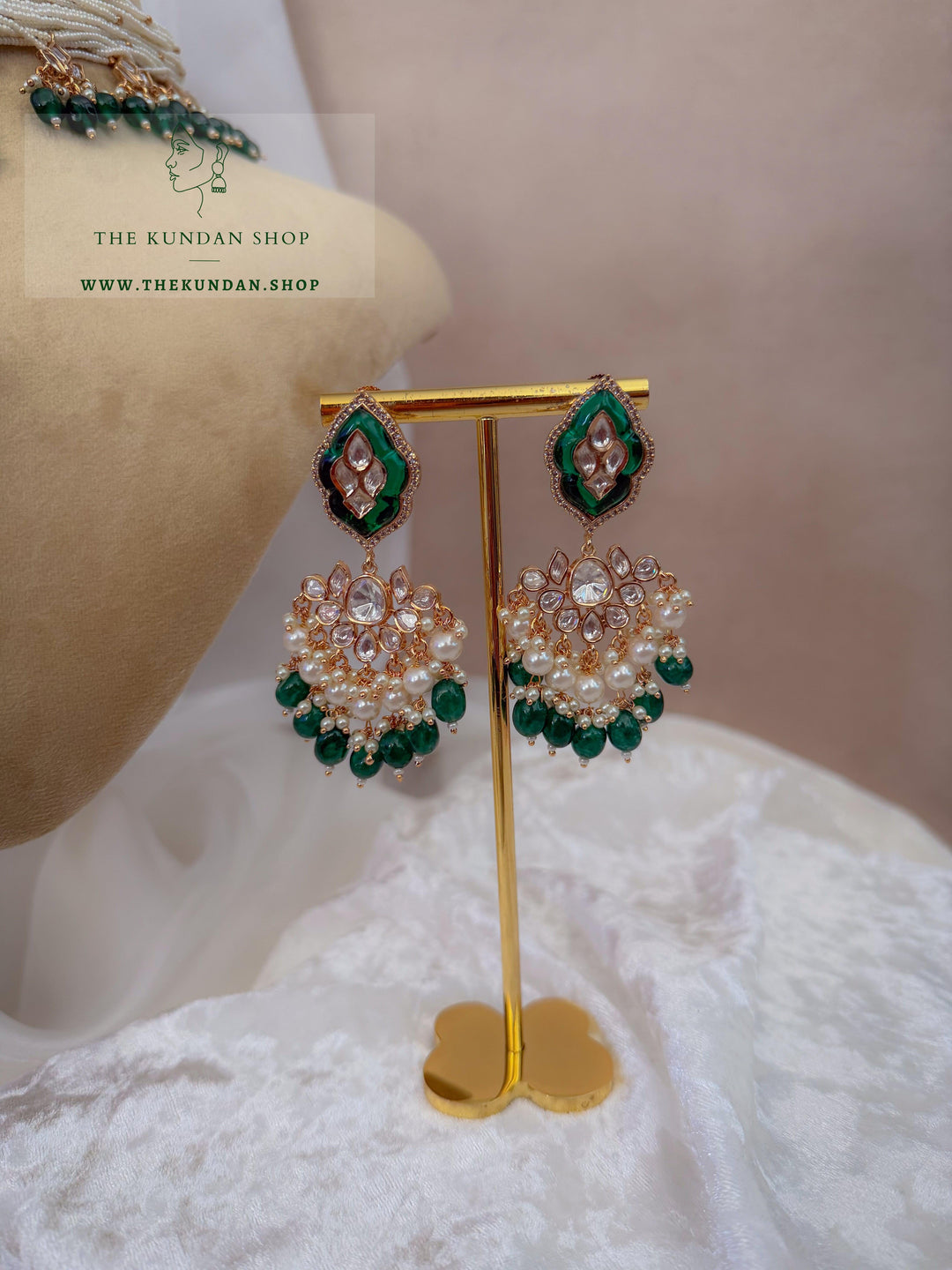 Pearl Wings // Green Kundan Necklace Sets THE KUNDAN SHOP 