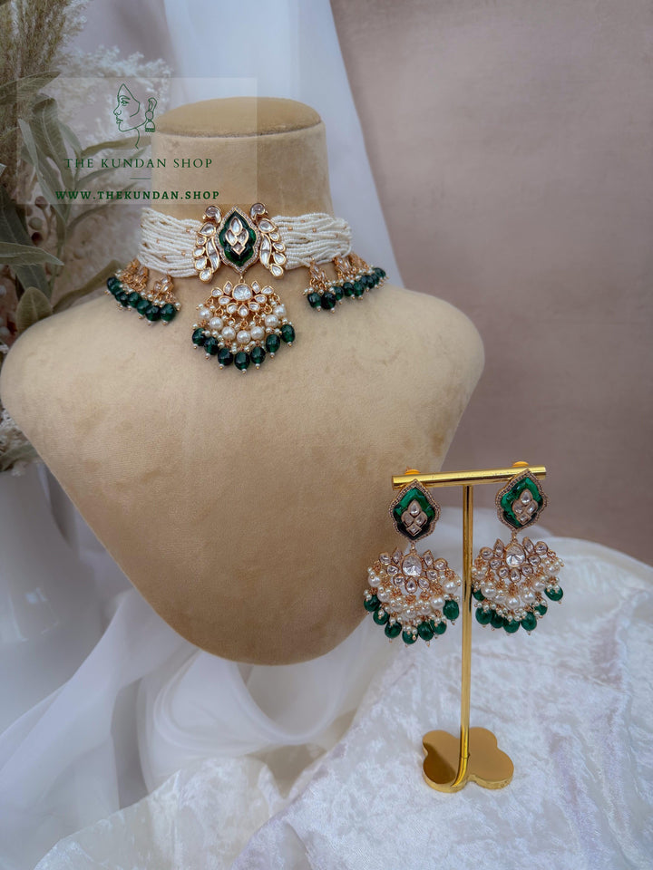 Pearl Wings // Green Kundan Necklace Sets THE KUNDAN SHOP 