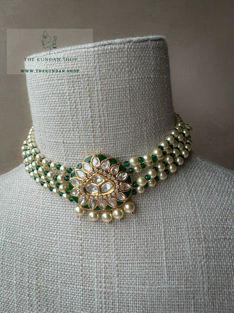 Thoughtful in Green Necklace Sets THE KUNDAN SHOP 