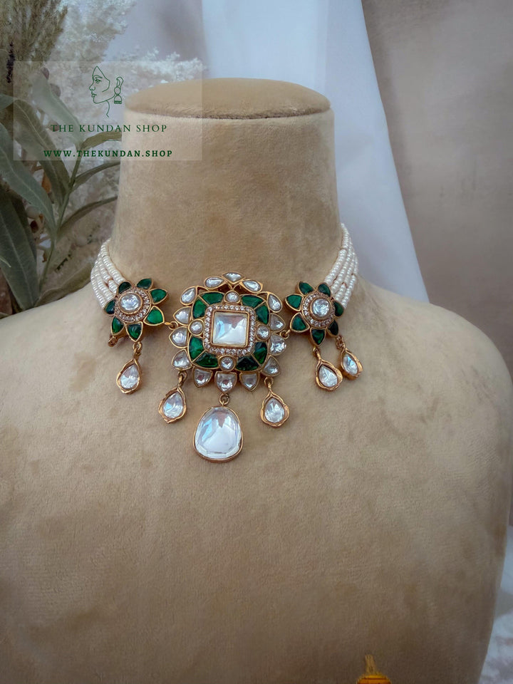 Melodic in Green Necklace Sets THE KUNDAN SHOP 