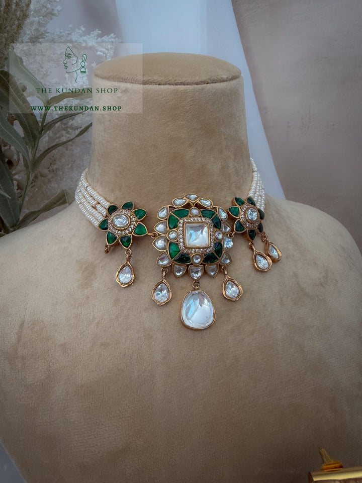 Melodic in Green Necklace Sets THE KUNDAN SHOP 