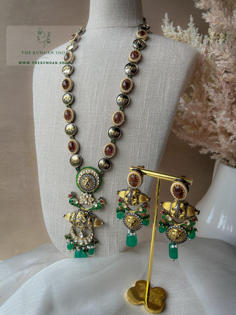 Sabya Green Moorni Pendant Necklace Sets THE KUNDAN SHOP 