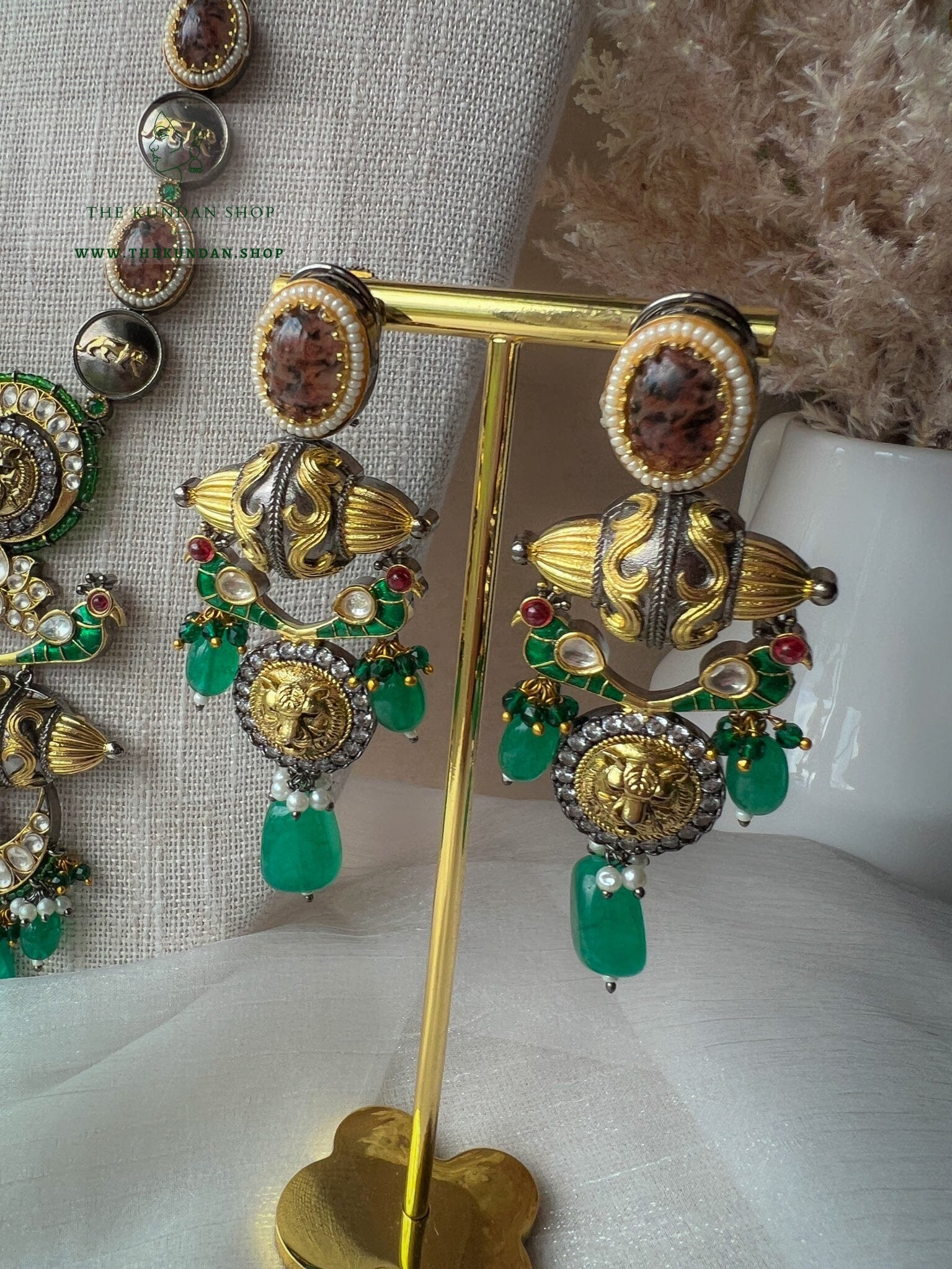 Sabya Green Moorni Pendant Necklace Sets THE KUNDAN SHOP 