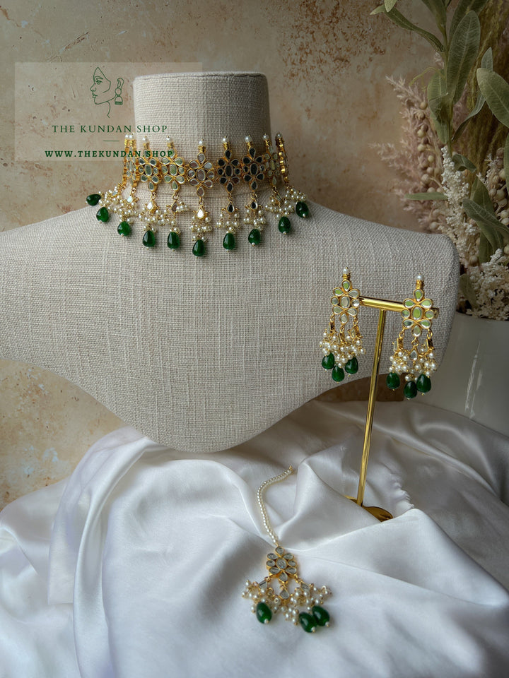 Flower Mirrors in Green Necklace Sets THE KUNDAN SHOP 