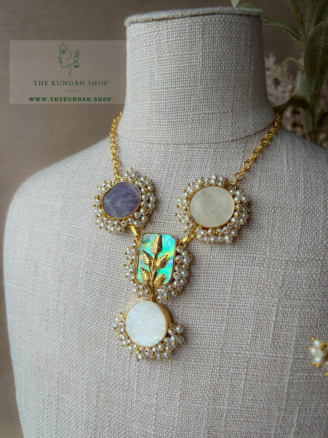 Arrangement in Grey & Mother of Pearl Necklace Sets THE KUNDAN SHOP 