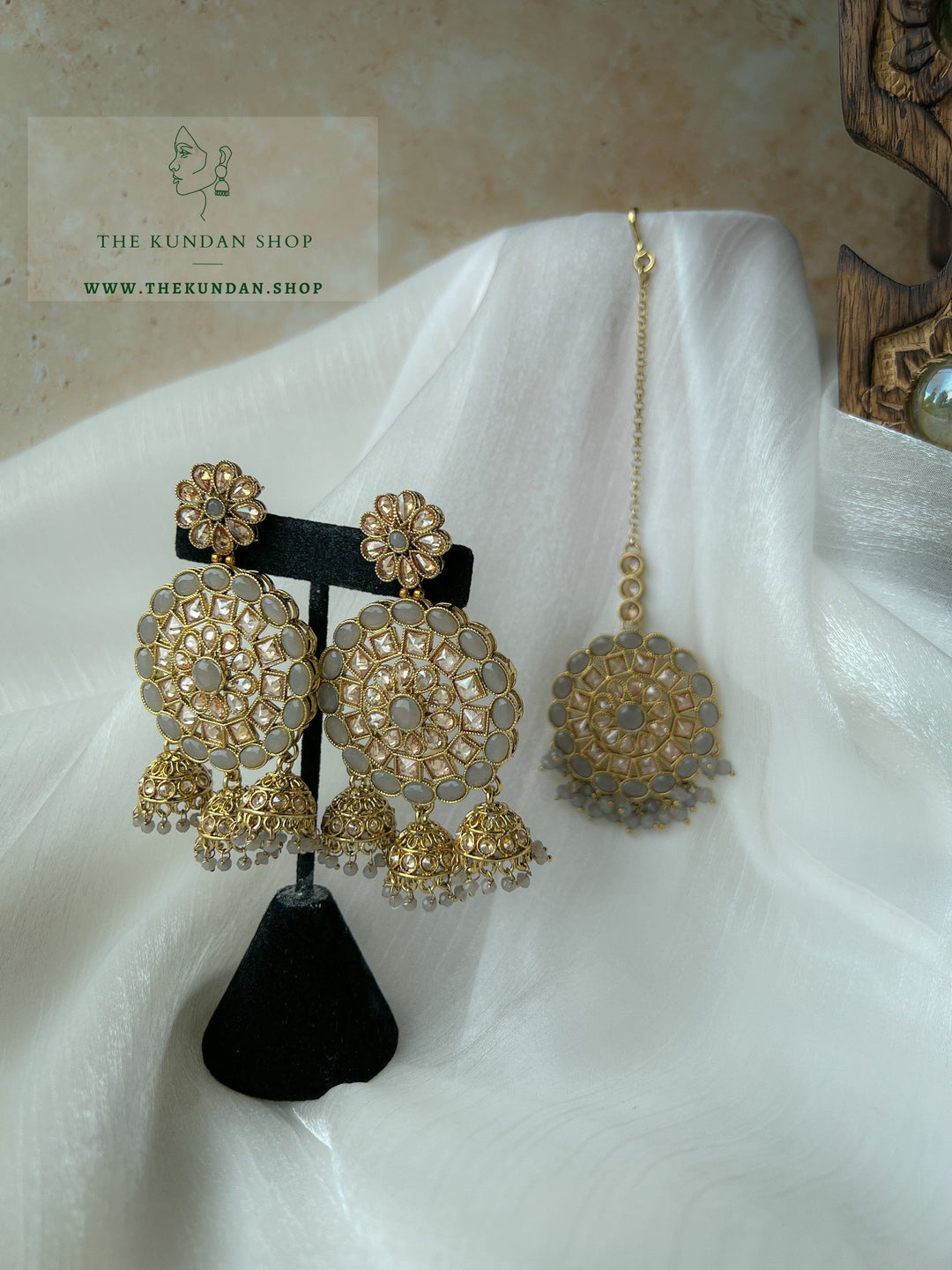 Willing in Grey Earrings + Tikka THE KUNDAN SHOP 