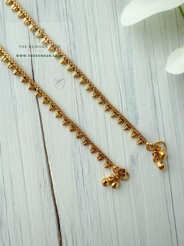 Hearts in Golden // Dainty Anklets Anklets THE KUNDAN SHOP 
