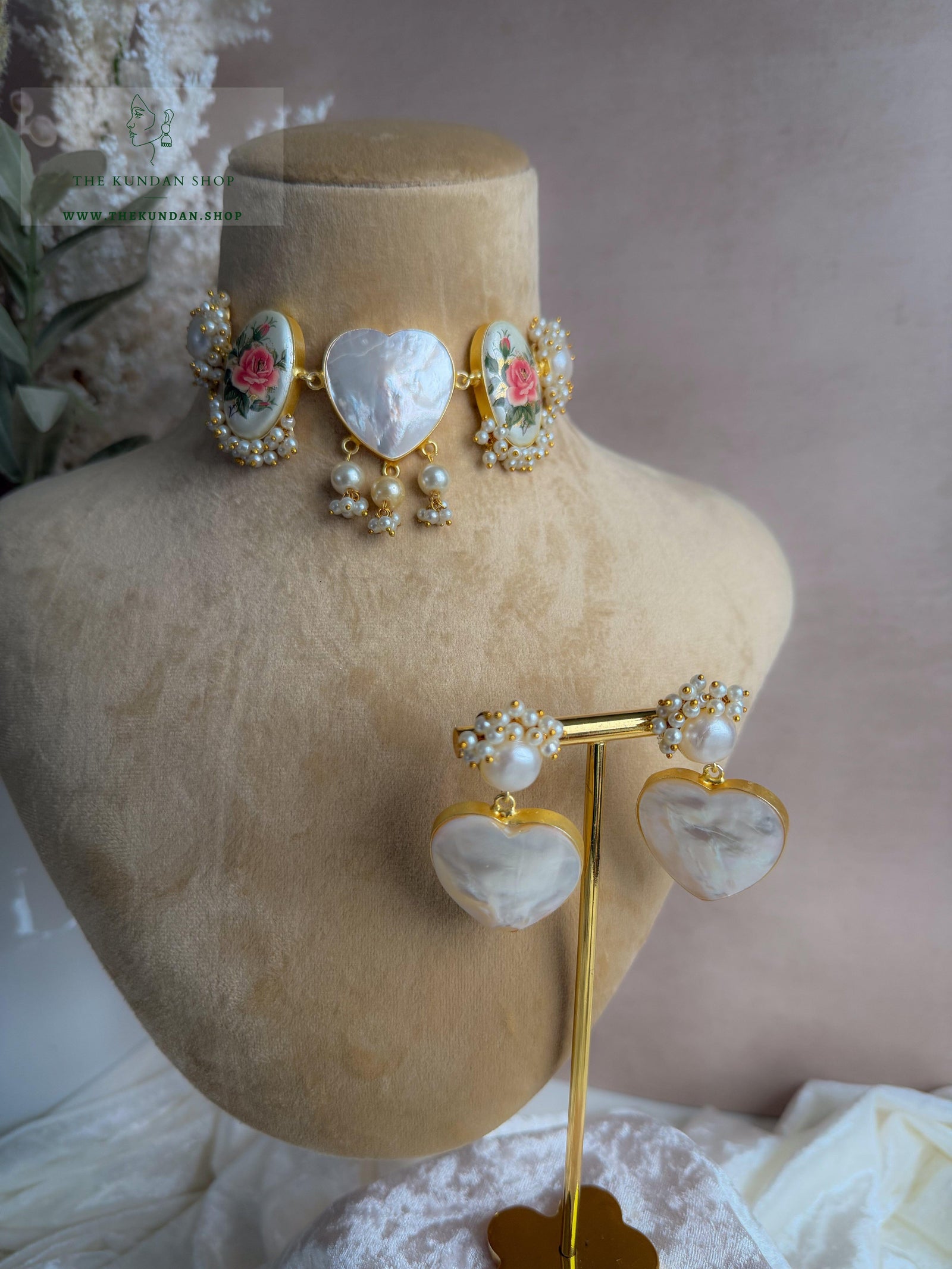 Affection in Mother of Pearl Necklace Sets THE KUNDAN SHOP 