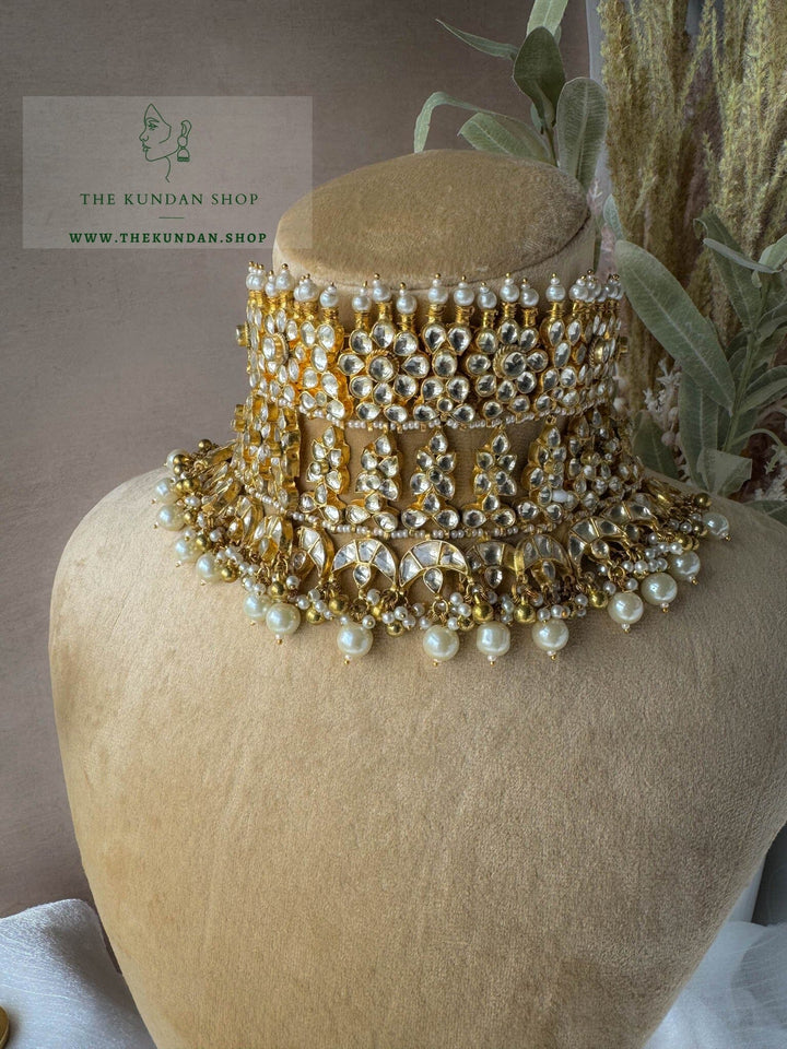 Endorse in Pearls Necklace Sets THE KUNDAN SHOP 