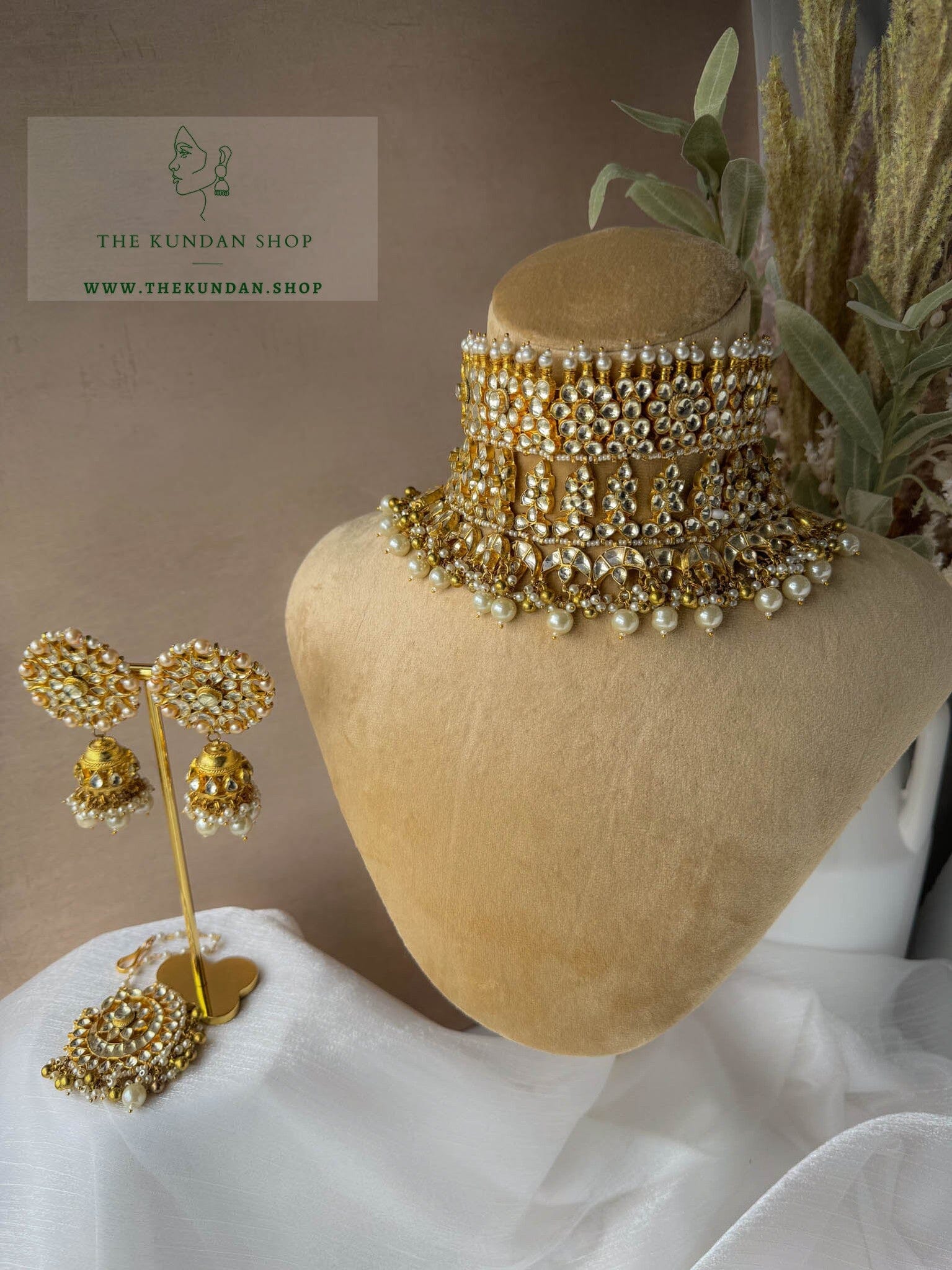 Endorse in Pearls Necklace Sets THE KUNDAN SHOP 