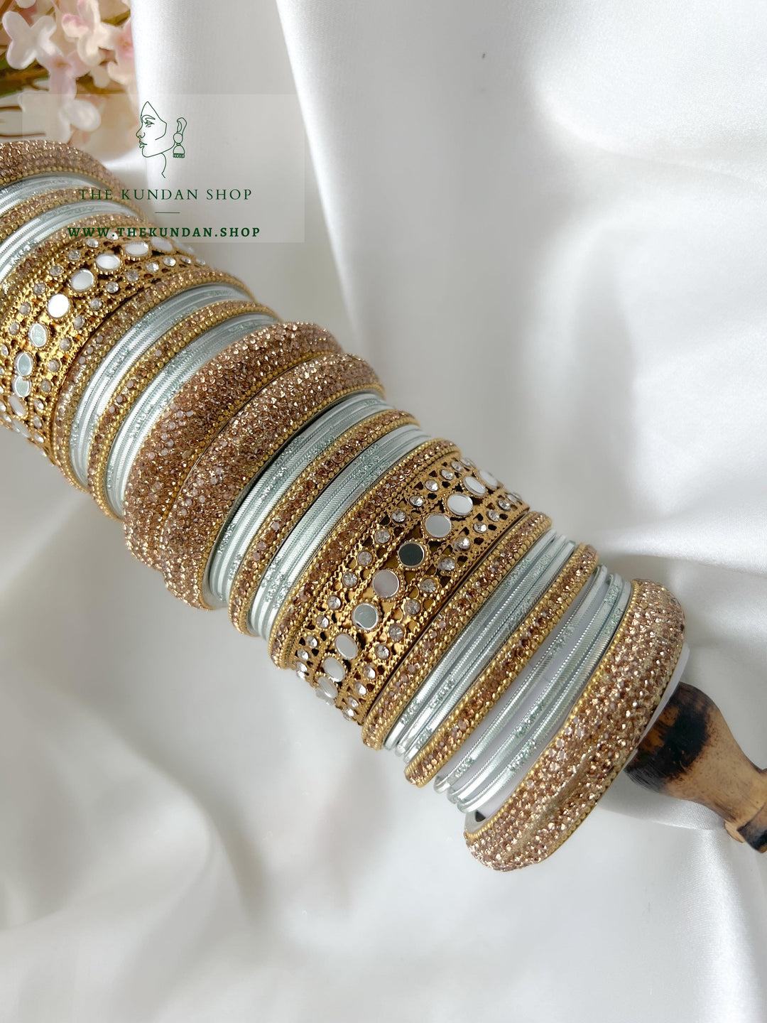 Round Sheesha Bangles in Ice Grey Bangles THE KUNDAN SHOP 